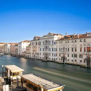 Mocenigo Grand Canal Luxury Apartment Venedig