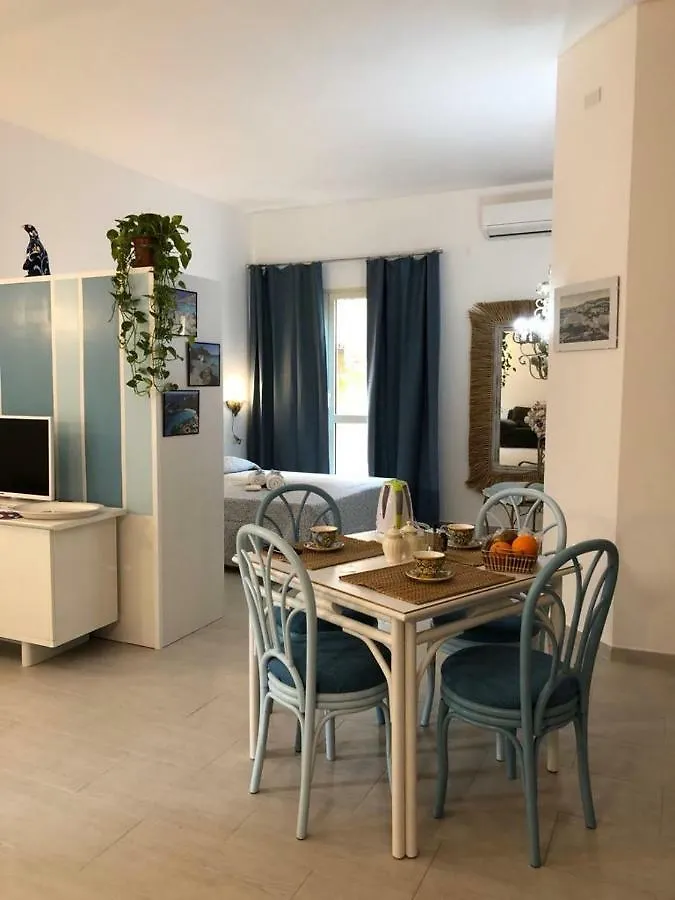 Appartamenti Milu - Milu Holidays La Maddalena  0*, La Maddalena (Sassari)