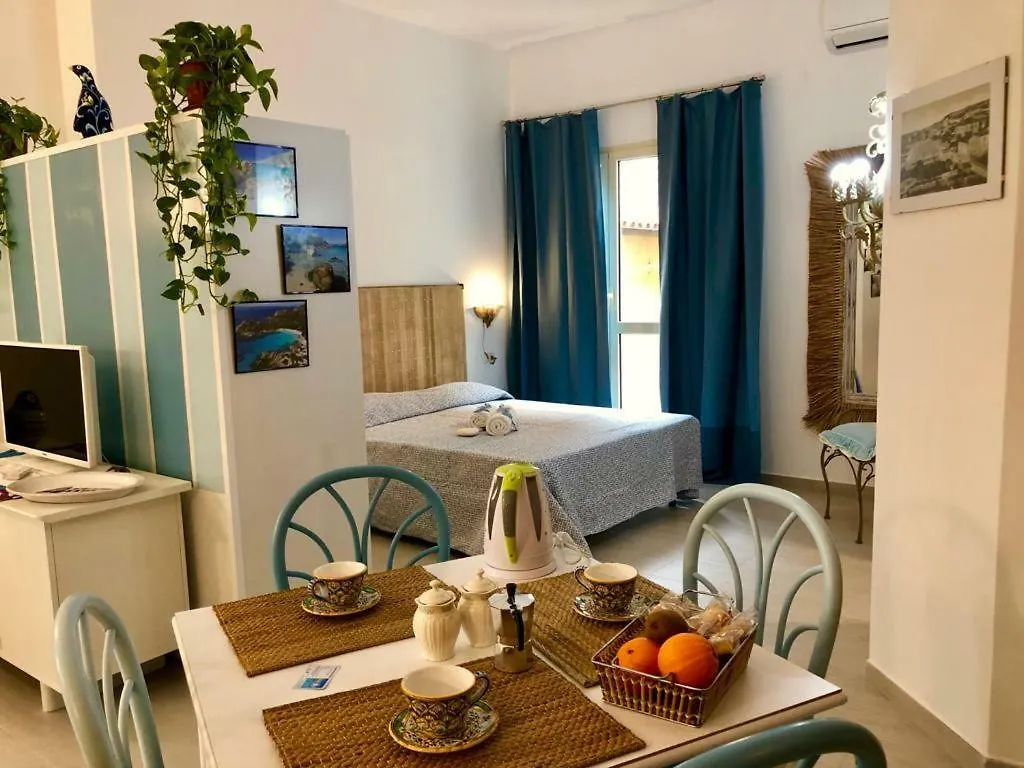 Appartamenti Milu - Milu Holidays La Maddalena  0*, La Maddalena (Sassari)